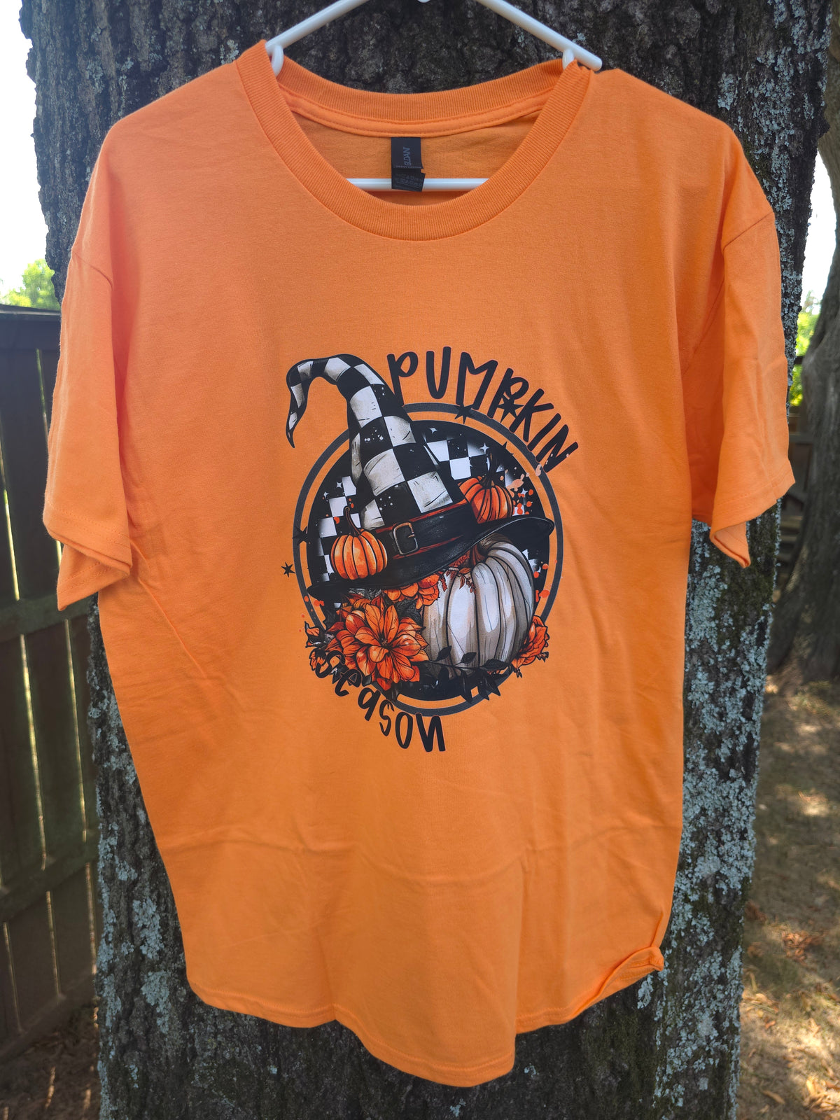 PUMKPIN SEASON TEE